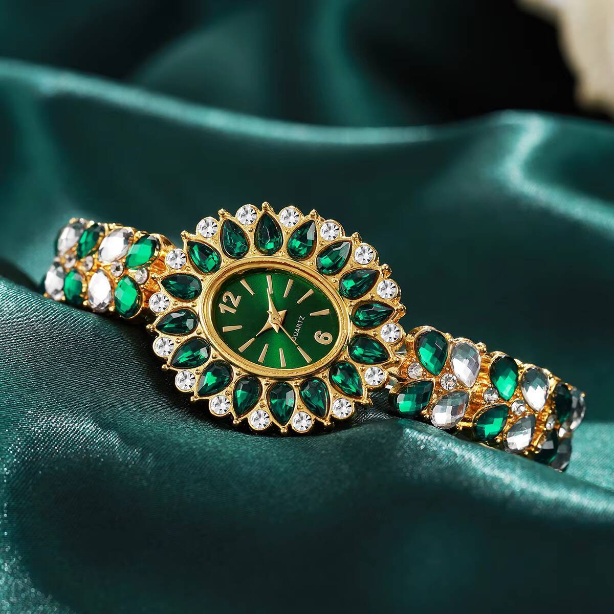 Lux Watch - Fashion Women Watches Luxury Rhinestone Bracelet