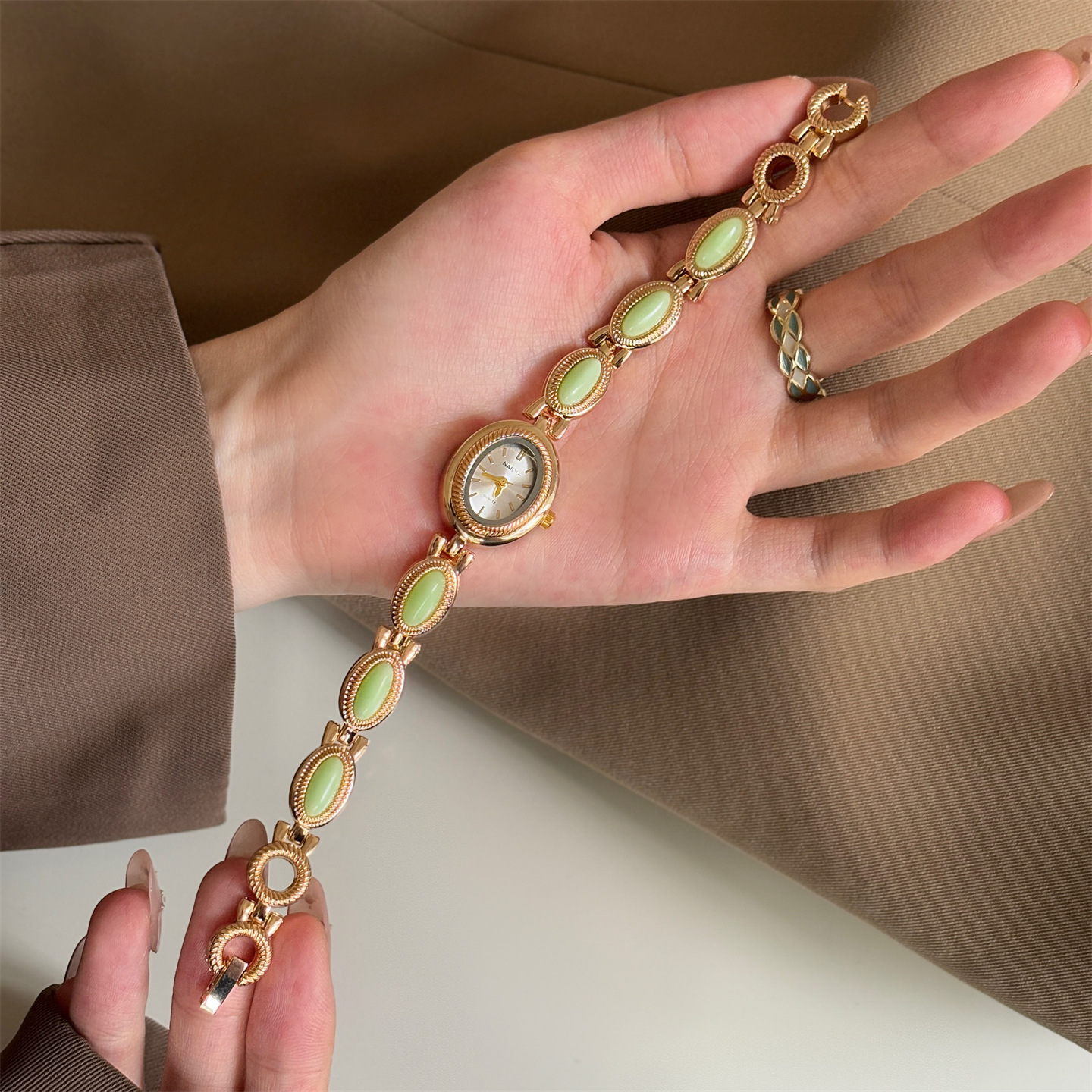 New Vintage Women's Watch with - Luxury Watch Vintage 评论和价格