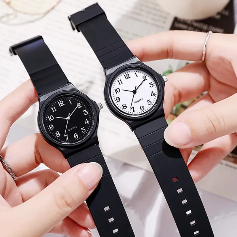 Simple Brand Quartz Watch for  - Lux Watch 评论和价格