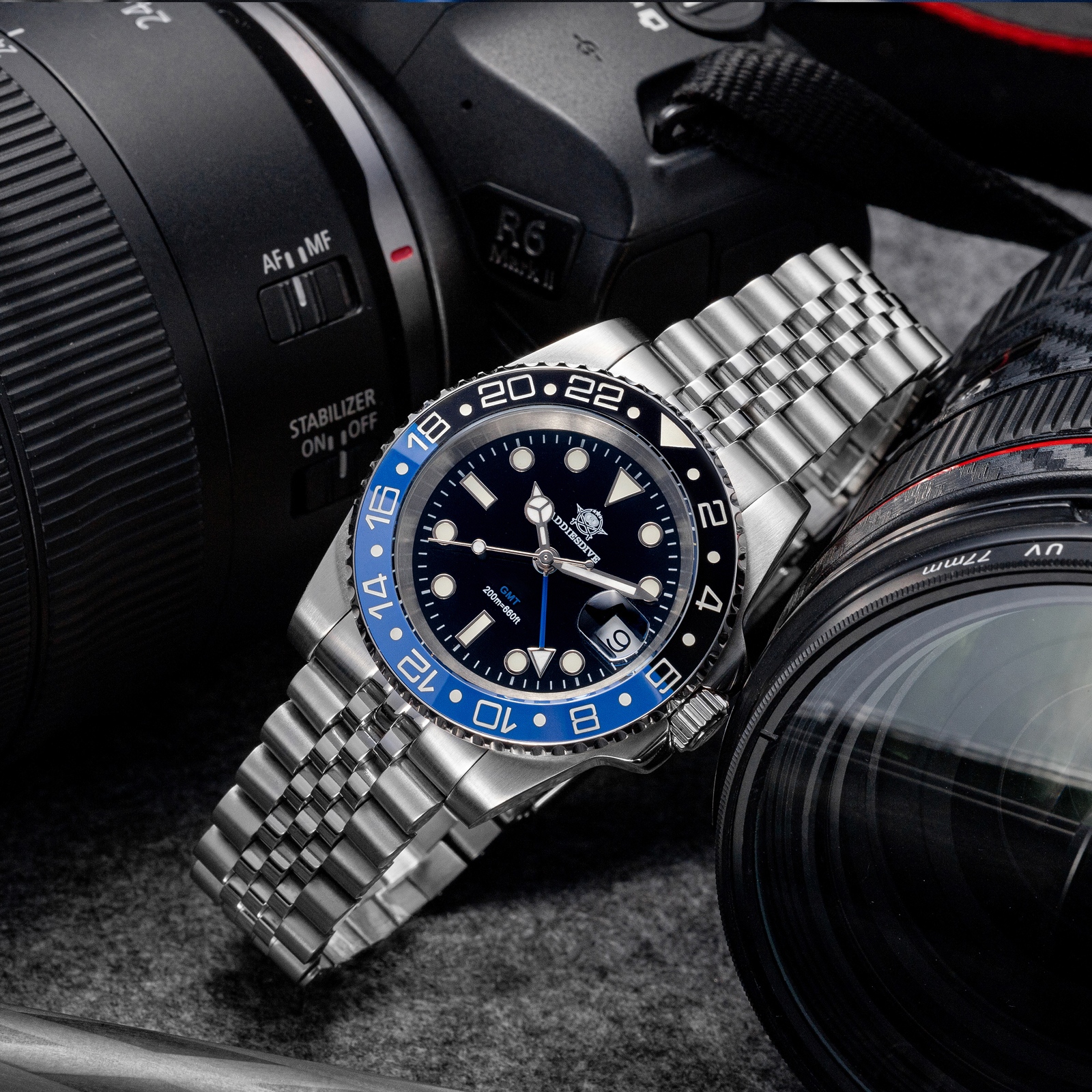 ADDIESDIVE AD2050 Luxury GMT W - Luxury Watch Holder 评论和价格